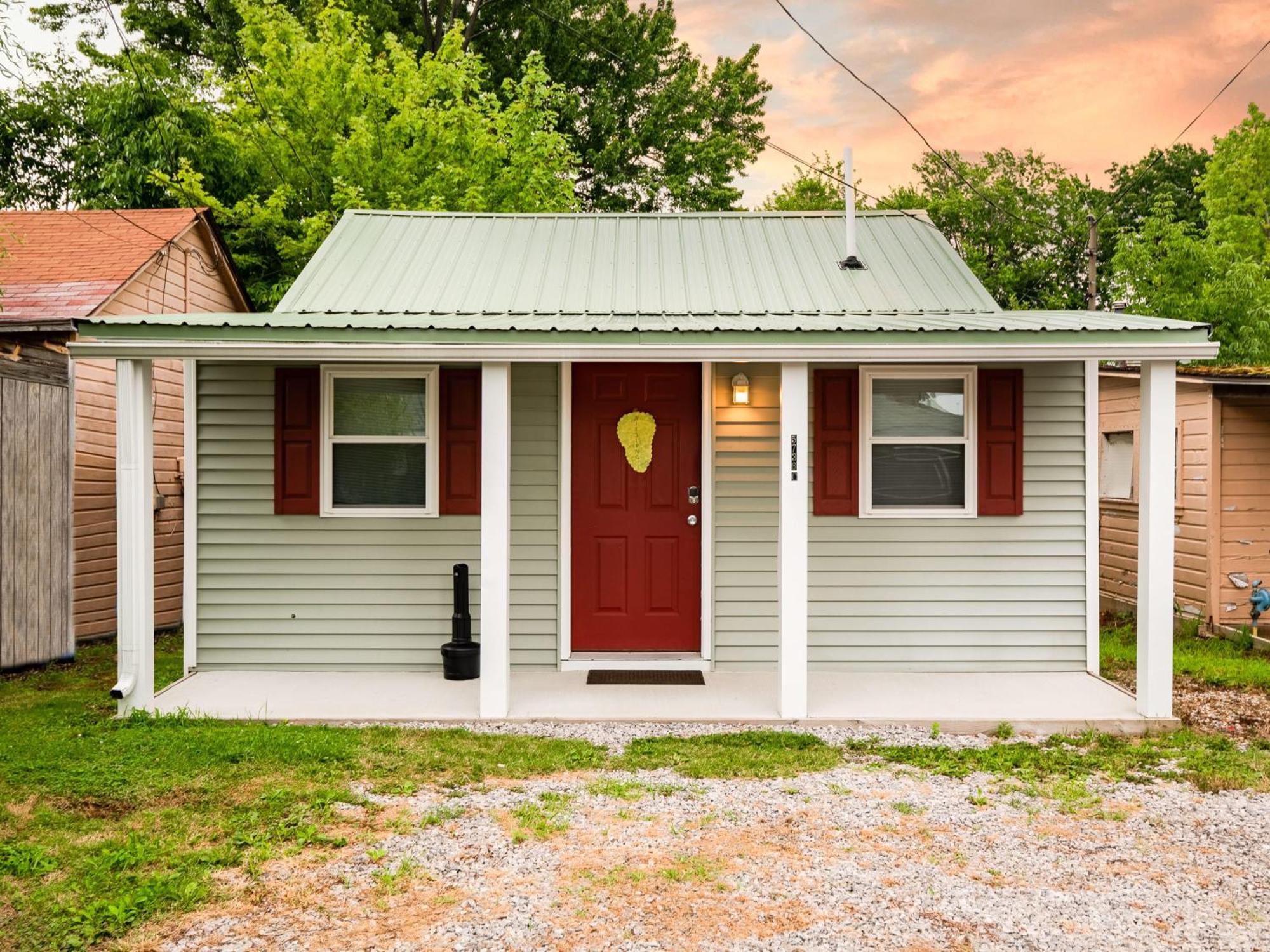 The Riesling Cottage - Gotl Strip - Cozy & Quaint Geneva Exterior photo